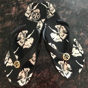 Tory Burch Flip flops